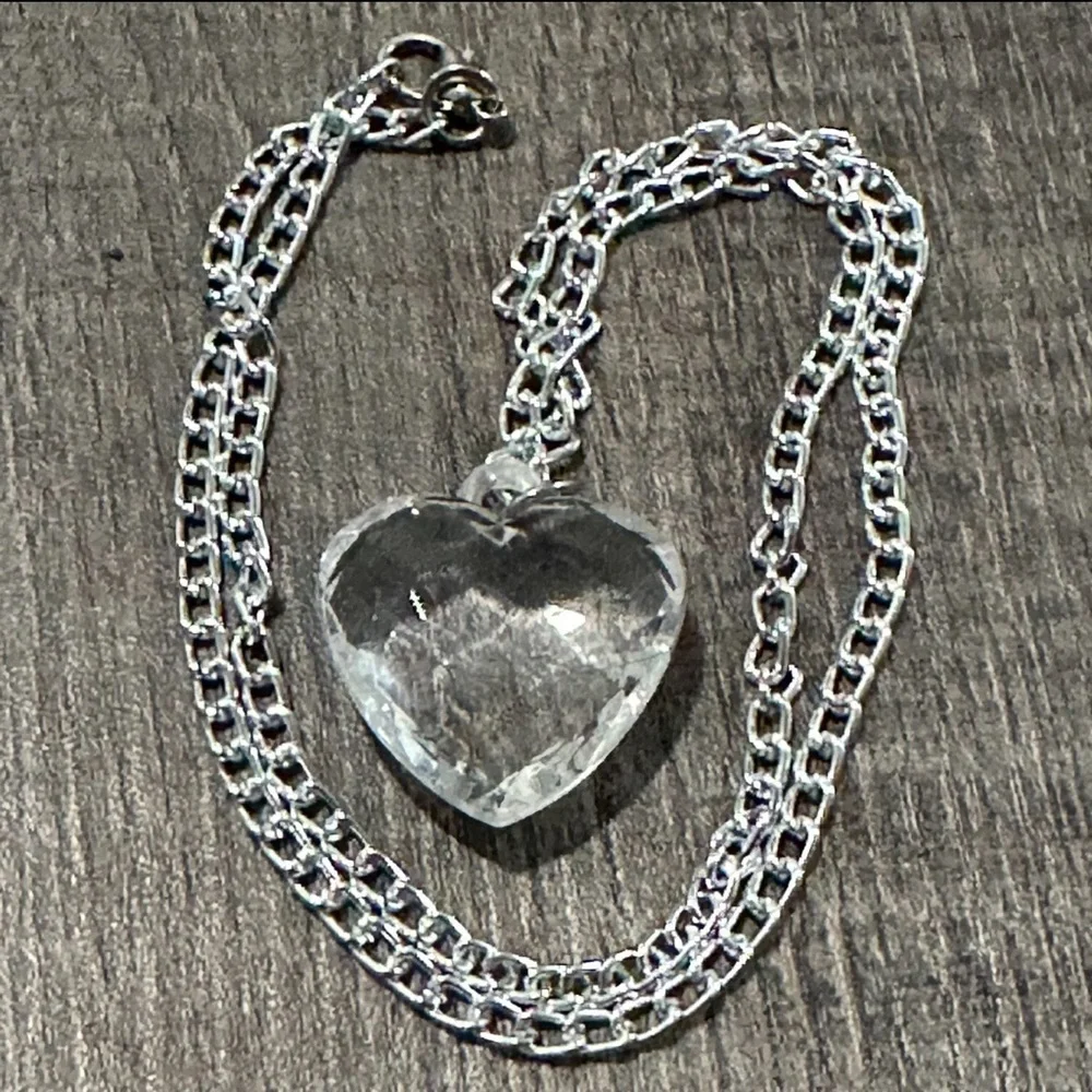 💞 New Kids Clear Heart Gemstone Necklace with Silver Chain